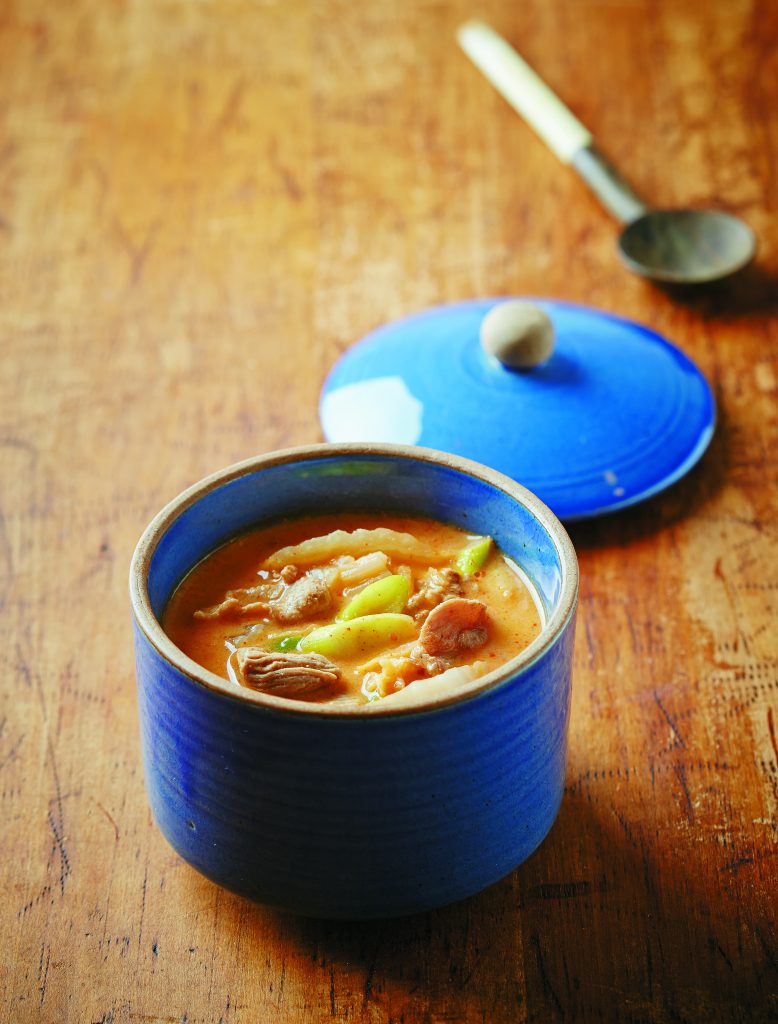 돼지고기 콩비지찌개