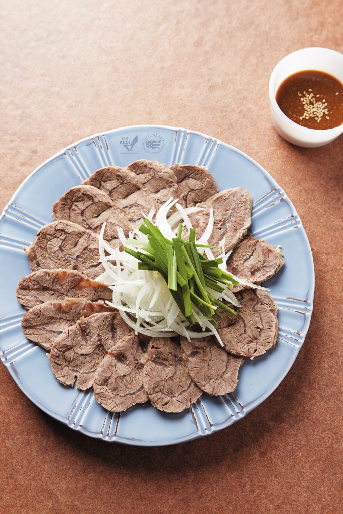 아롱사태 수육